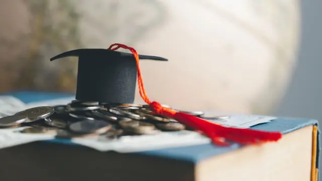 How to Choose the Best University Abroad: Meducas UK Expert Counseling Guide for Global Students